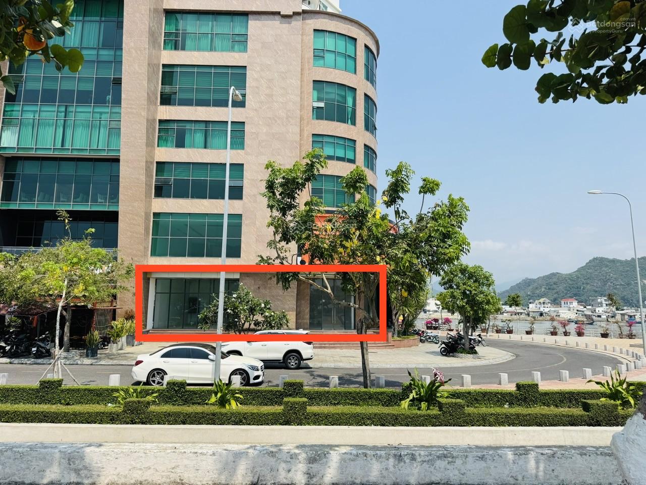 [VỊ TR&Iacute; ĐỘC T&Ocirc;N] SHOPHOUSE MƯỜNG THANH 04 TRẦN PH&Uacute; &ndash; VIEW BIỂN CỰC ĐẸP &ndash; 125M&sup2; &ndash; 70&nbsp; TRIỆU TH&Aacute;NG