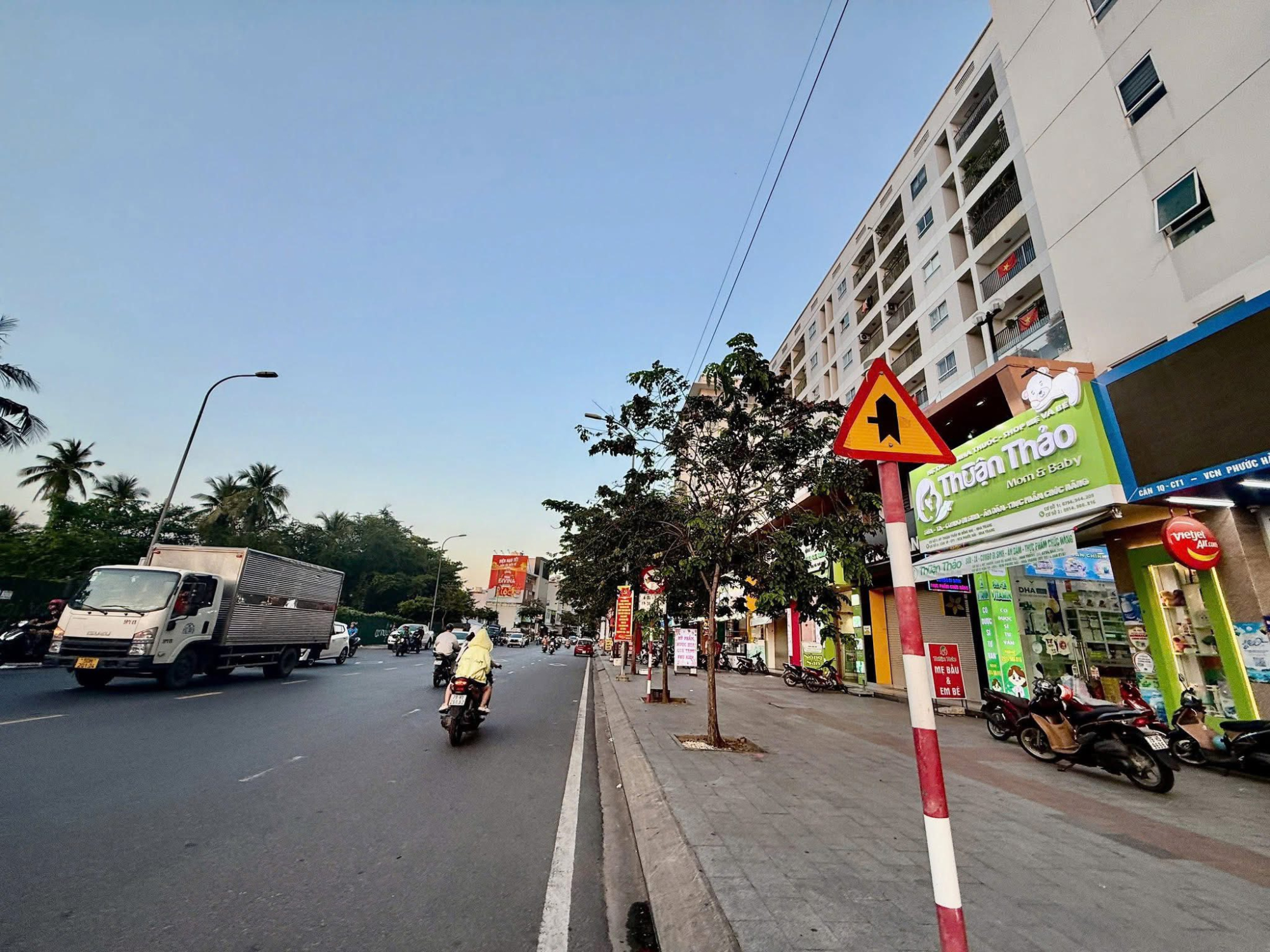 [VỊ TR&Iacute; ĐẮC ĐỊA] CHO THU&Ecirc; SHOPHOUSE PHƯỚC HẢI &ndash; NGANG 6M &ndash; KINH DOANH SẦM UẤT 24/7