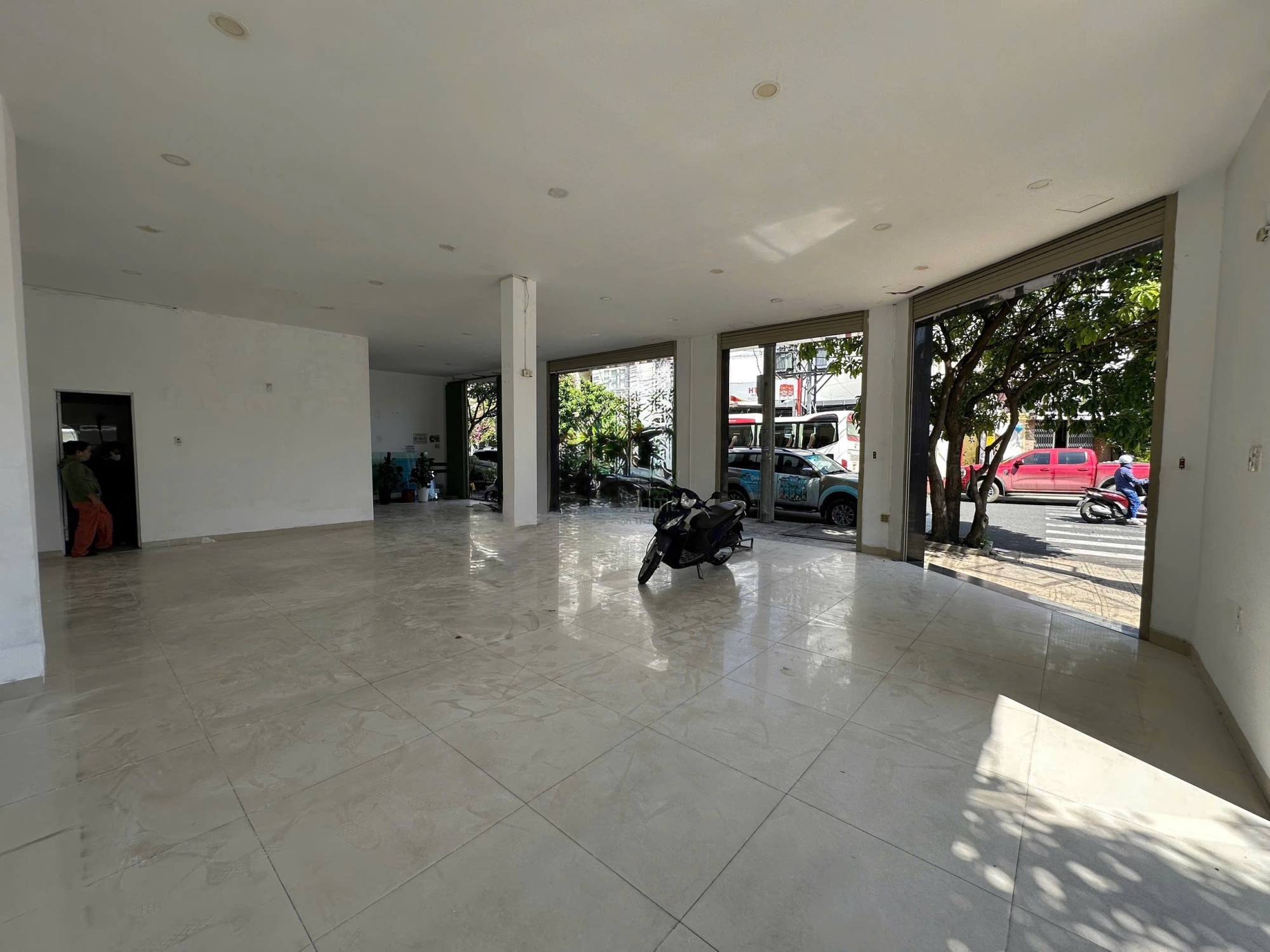 CHO THU&Ecirc; MẶT BẰNG L&Ocirc; G&Oacute;C SI&Ecirc;U ĐẸP &ndash; KĐT ACC VƯỜN XO&Agrave;I &ndash; TRUNG T&Acirc;M PHƯỚC H&Ograve;A