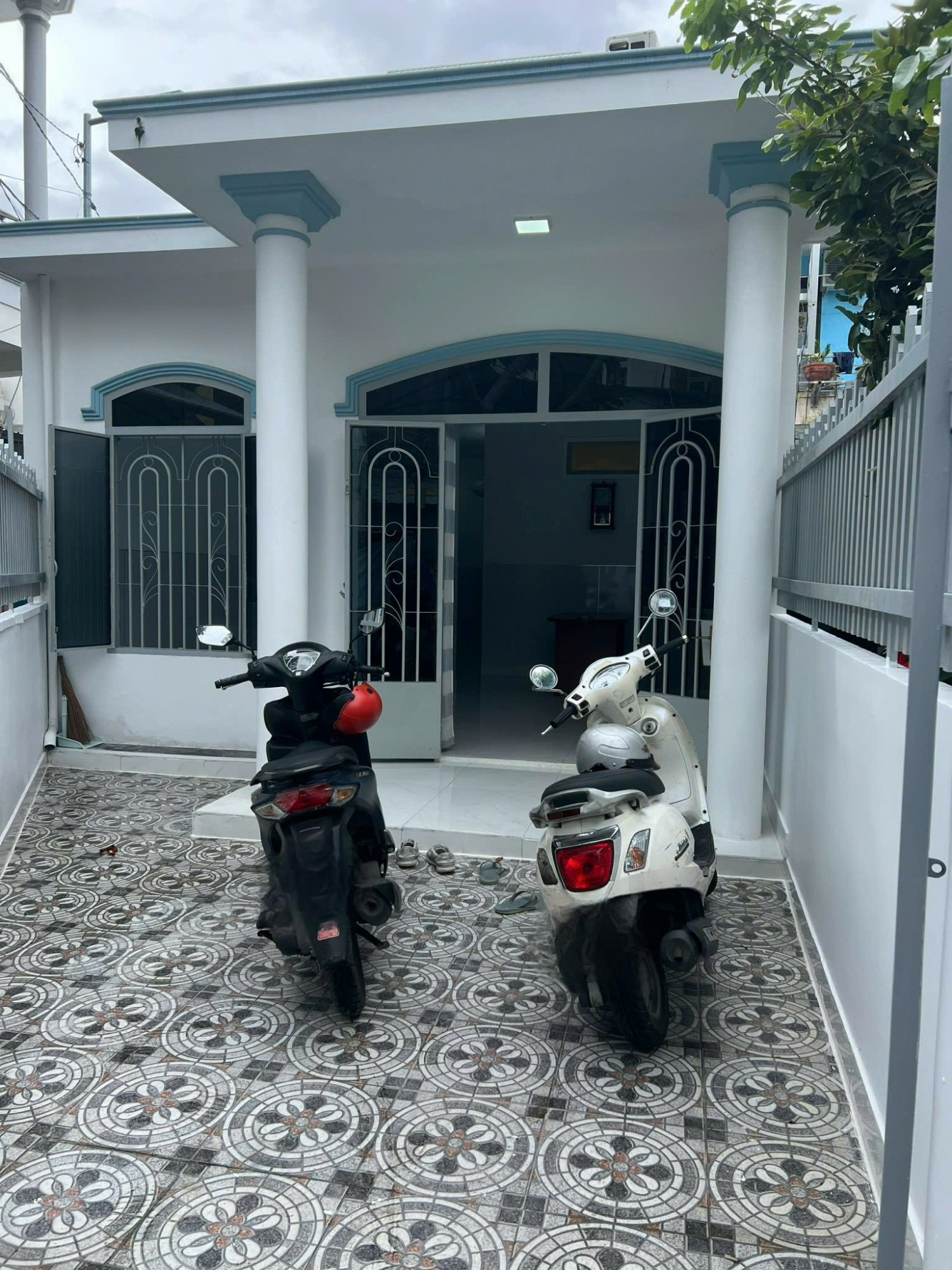 [TRUNG T&Acirc;M VẠN THẠNH] NH&Agrave; CẤP 4 XINH XẮN &ndash; HƯỚNG Đ&Ocirc;NG NAM M&Aacute;T MẺ &ndash; CHỈ 2,9 TỶ