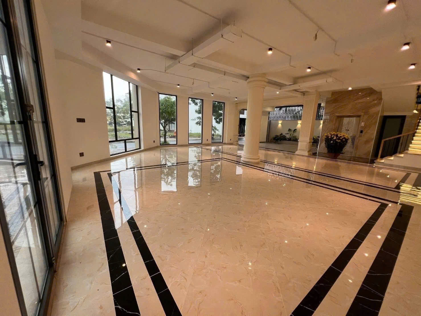 [CHO THU&Ecirc;] MẶT BẰNG L&Ocirc; G&Oacute;C 2 TẦNG &ndash; ĐƯỜNG SỐ 2 KĐT H&Agrave; QUANG 2 &ndash; VỊ TR&Iacute; ĐẮC ĐỊA