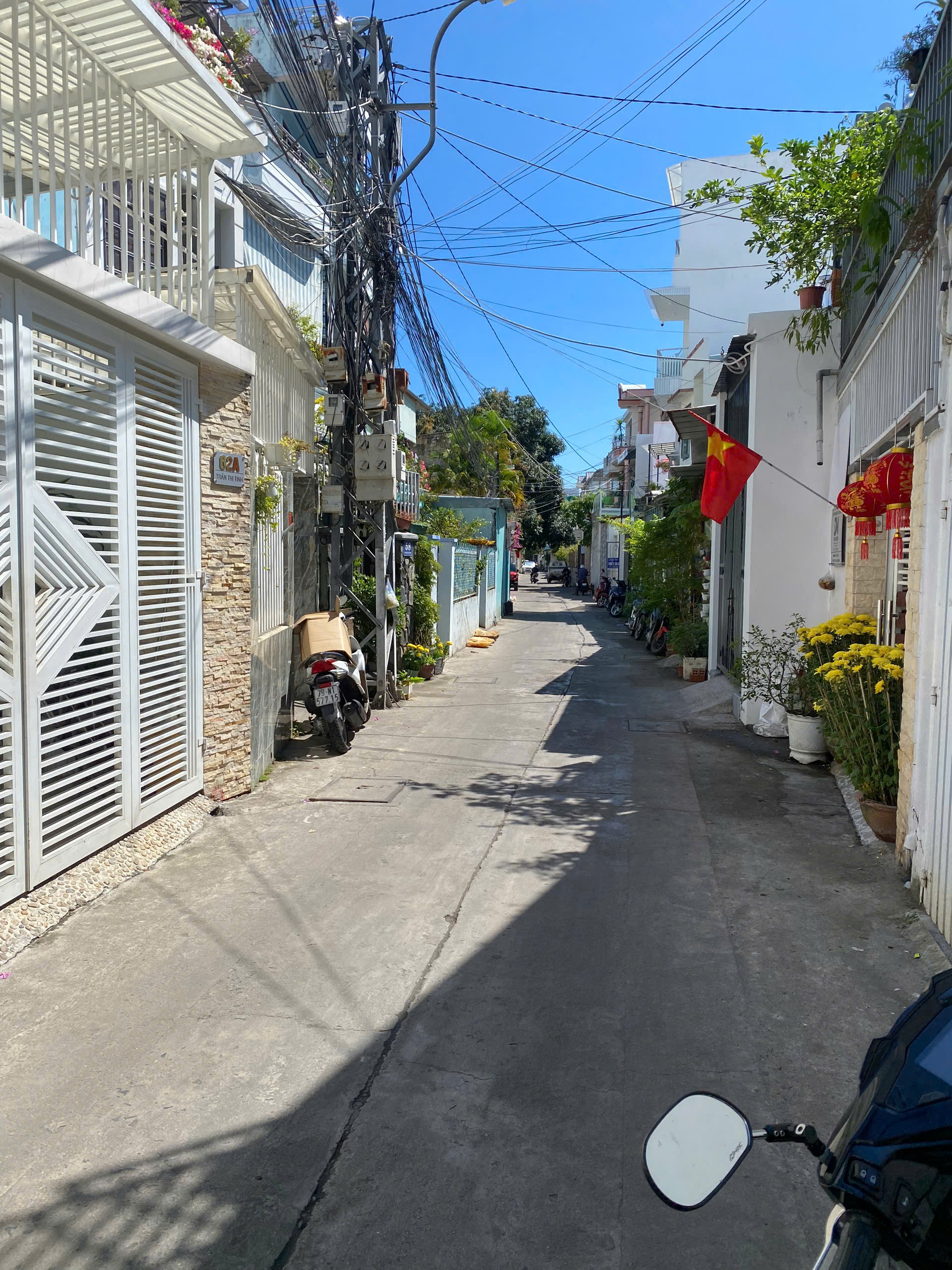 SI&Ecirc;U PHẨM TRUNG T&Acirc;M] NH&Agrave; 3 TẦNG HIỆN ĐẠI ĐƯỜNG TRẦN THỊ T&Iacute;NH &ndash; FULL NỘI THẤT &ndash; C&Aacute;CH BIỂN 3 PH&Uacute;T