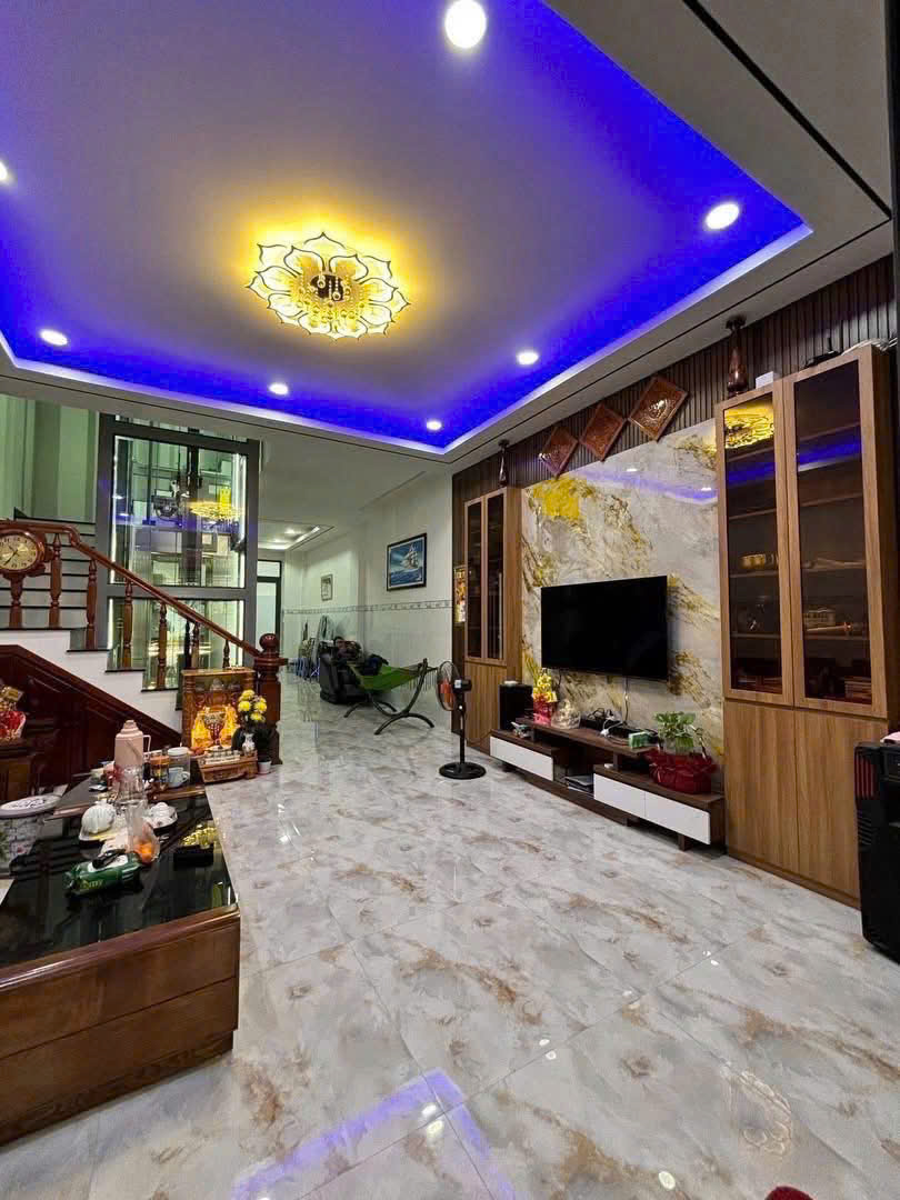 [CHO THU&Ecirc;] NH&Agrave; PHỐ HIỆN ĐẠI KĐT AN B&Igrave;NH T&Acirc;N &ndash; 400M&sup2; SỬ DỤNG &ndash; L&Yacute; TƯỞNG L&Agrave;M VĂN PH&Ograve;NG & Ở GIA Đ&Igrave;NH