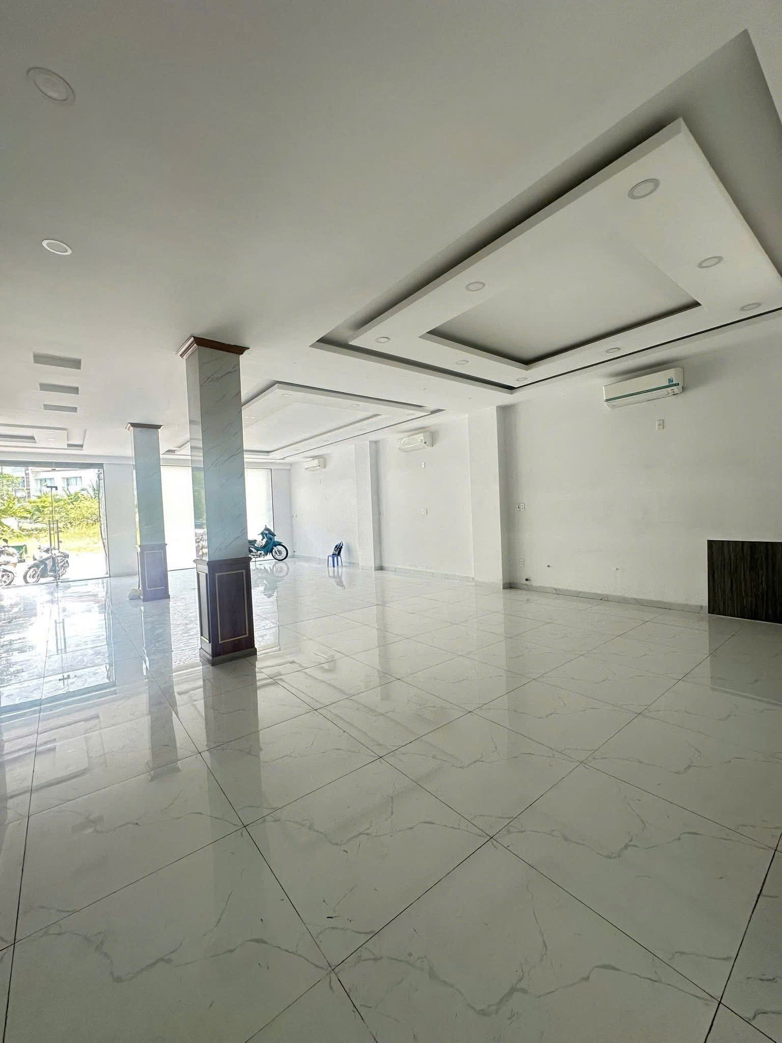 [DIỆN T&Iacute;CH LỚN - NGANG 10M] MẶT BẰNG 3 TẦNG KHU ACC VƯỜN XO&Agrave;I &ndash; SẴN 12 M&Aacute;Y LẠNH &ndash; 30TR